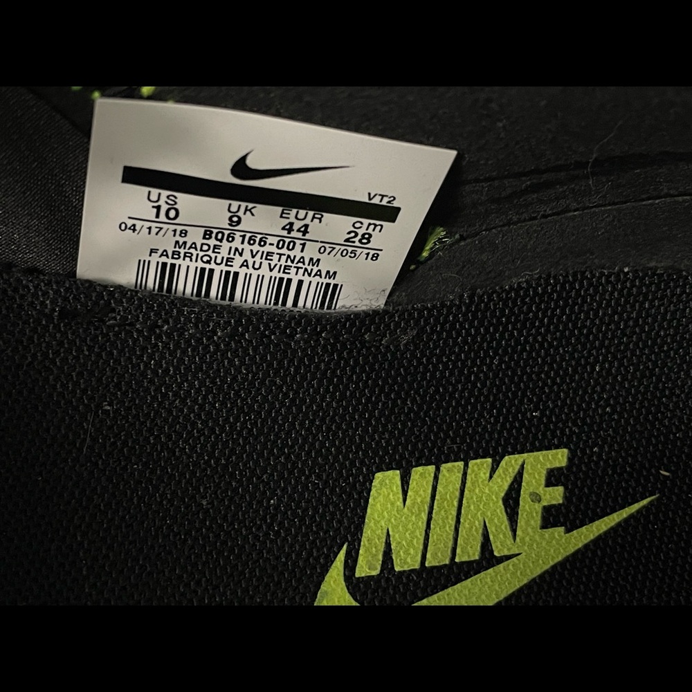 Nike React Element Black Volt (Size 10) - image 4